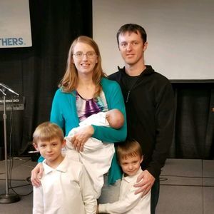 Meet your Posher, Kayla